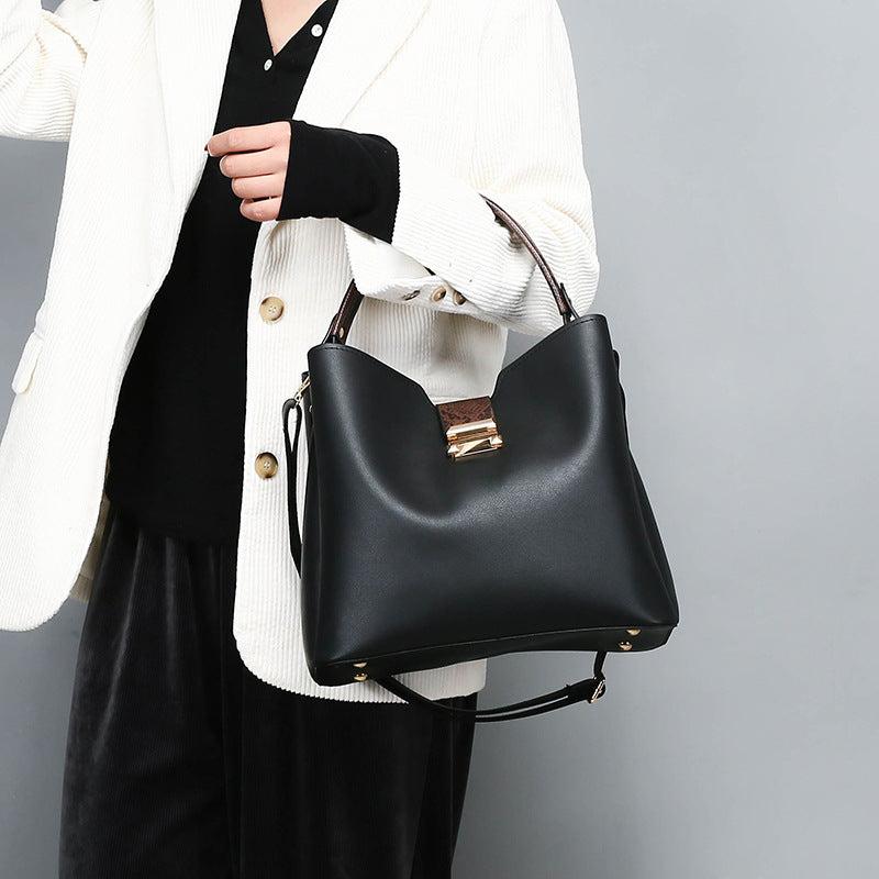 Bucket shoulder Son-mother bag
