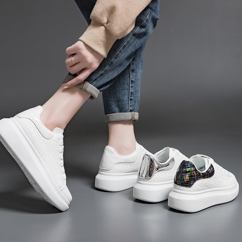 White shoes for women, Korean version Instagram for students, thick soled sports shoes for women, casual sponge cake shoes for women